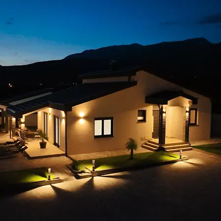 Villa Domino *